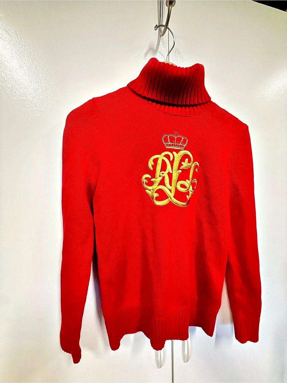 New Lauren Red Embroidered monogram crown Turtleneck Sweater - holiday. Cotton